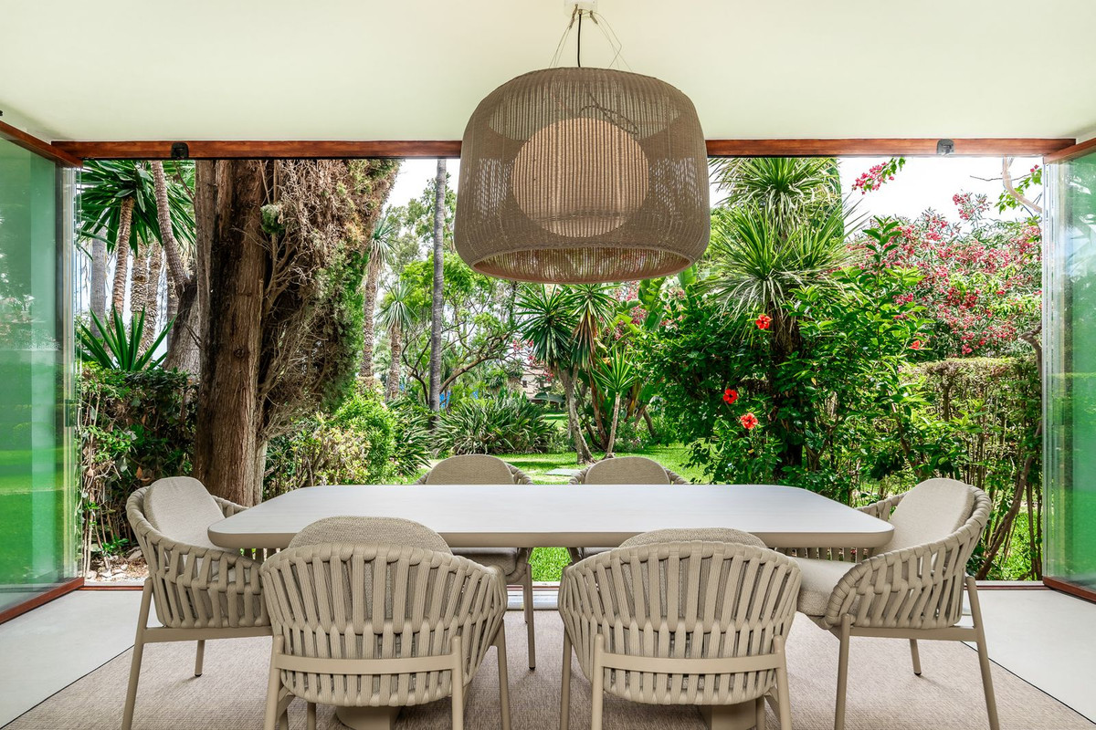 4 Bedroom Townhouse in Estepona