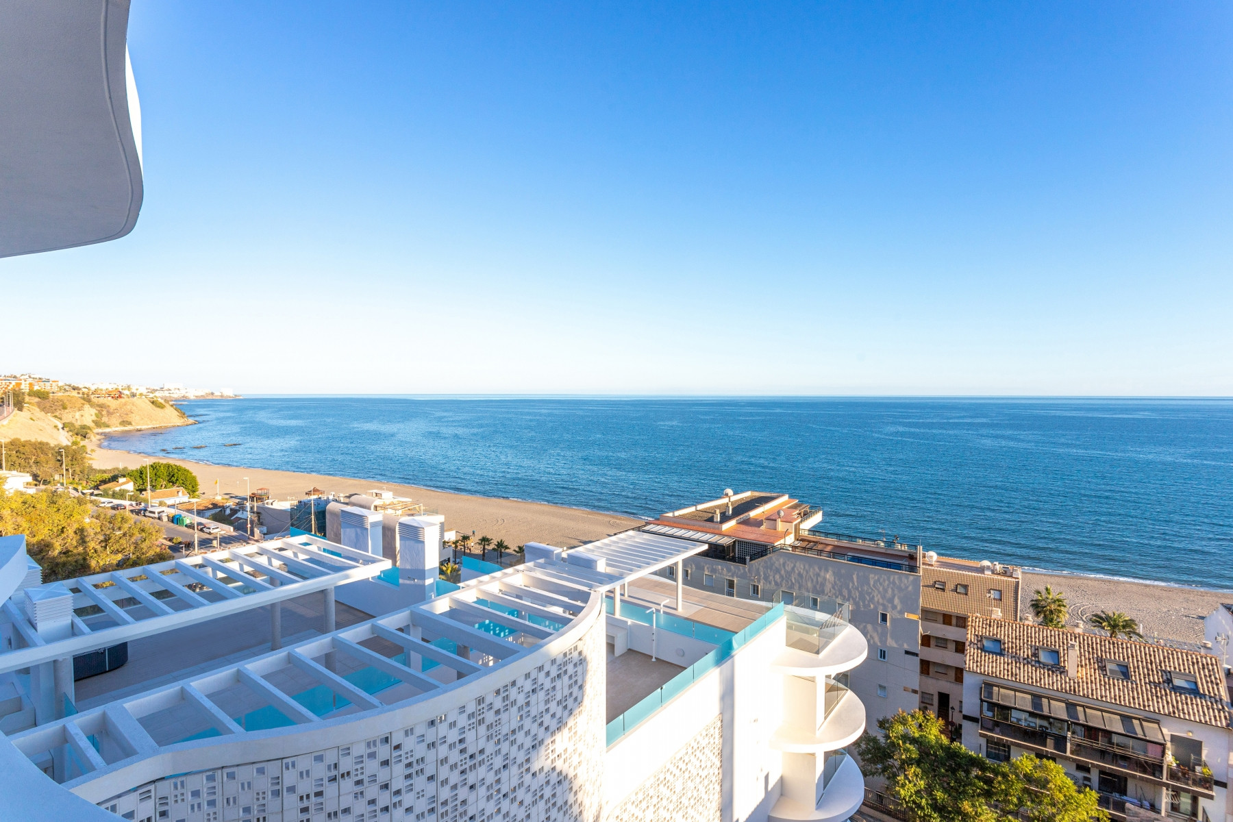 1 Bedroom Apartment in Fuengirola - Photo 5