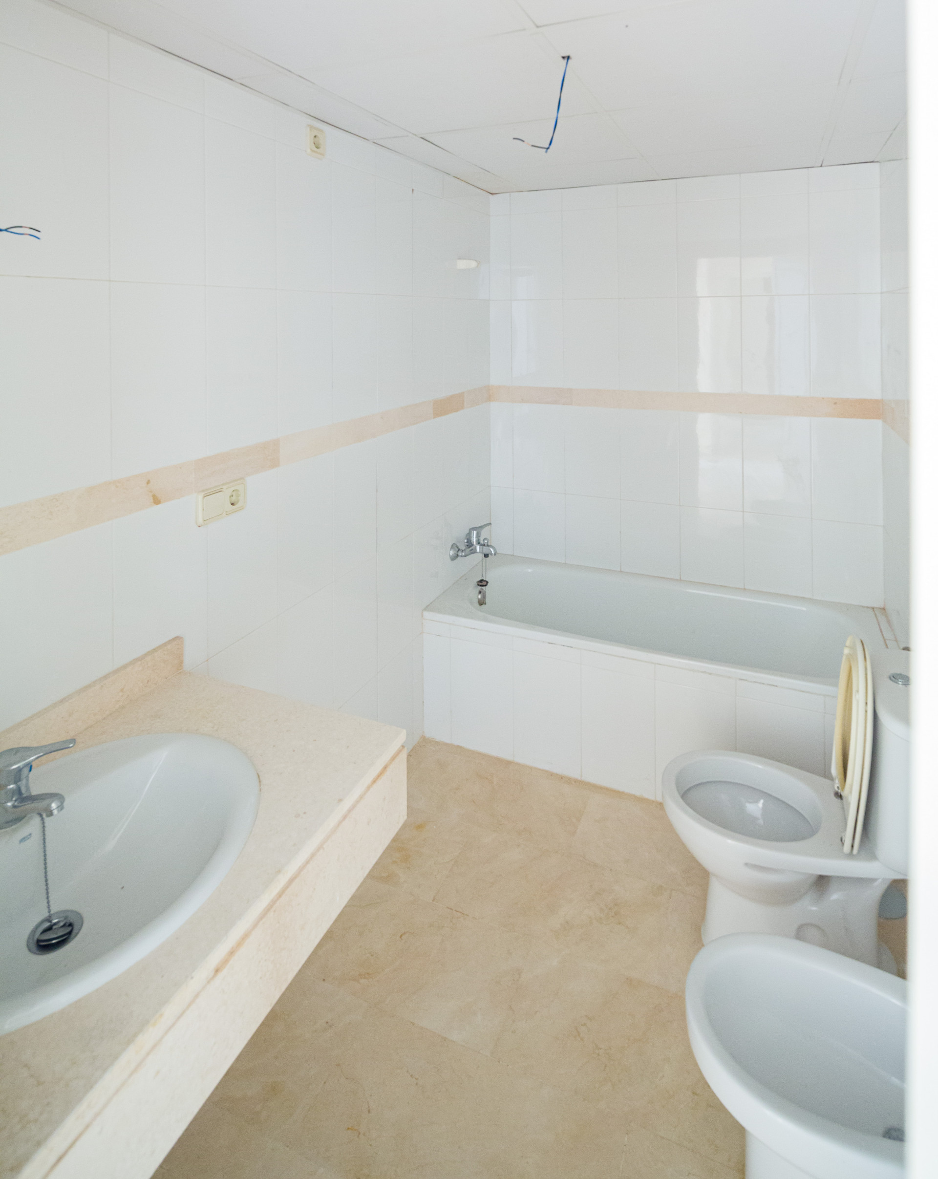 3 Bedroom Apartment in Estepona - Foto 16