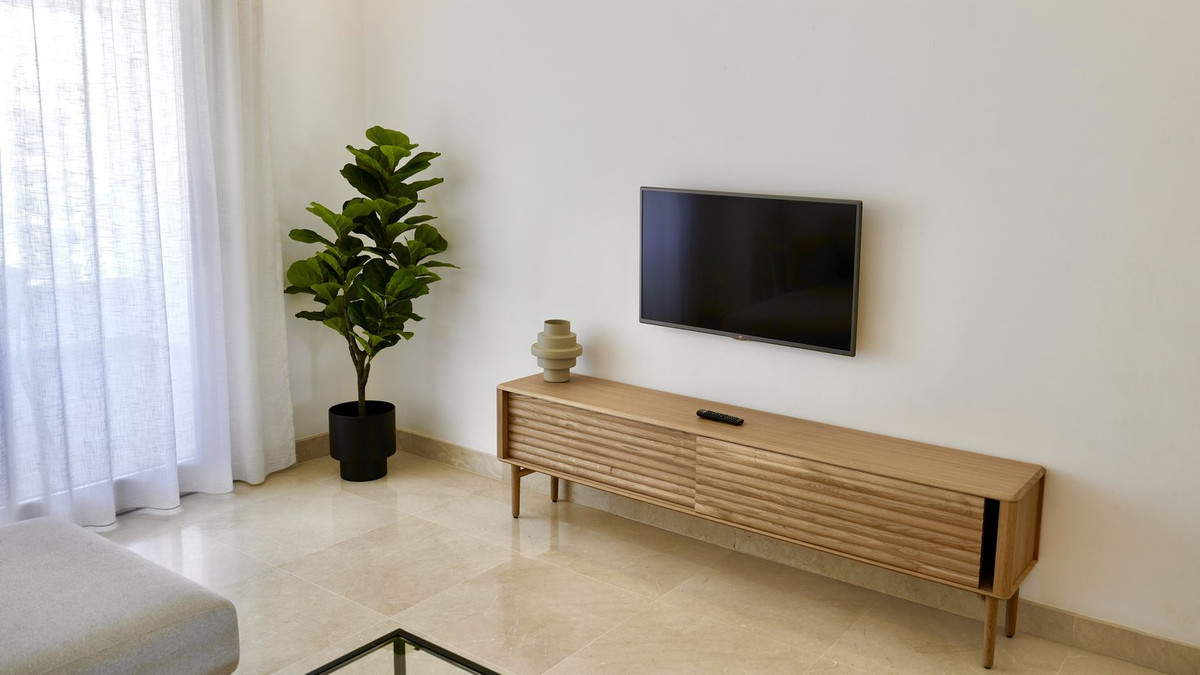 3 Bedroom Penthouse in San Pedro de Alcántara - Photo 6