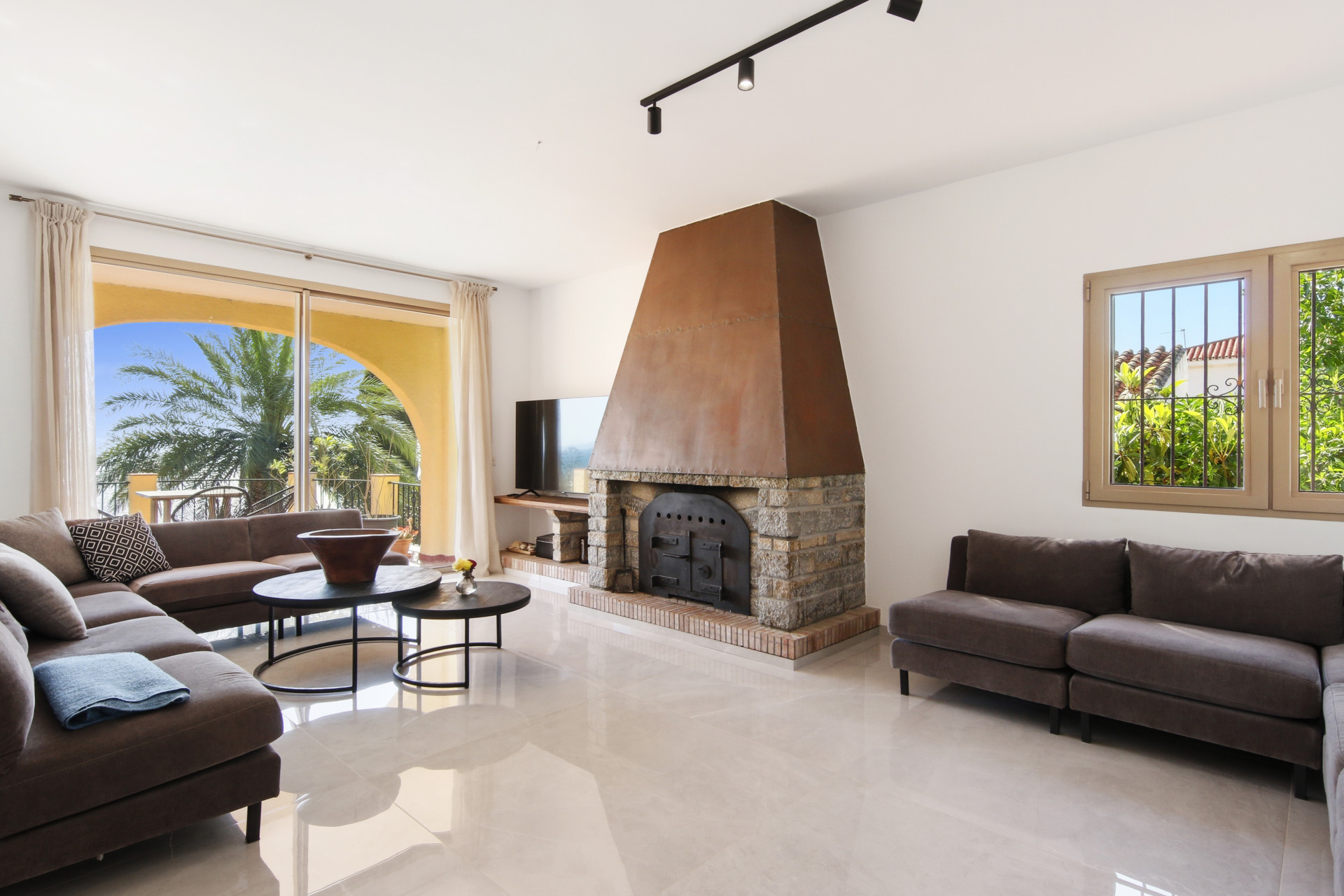 7 Bedroom Villa in Casares - Photo 4