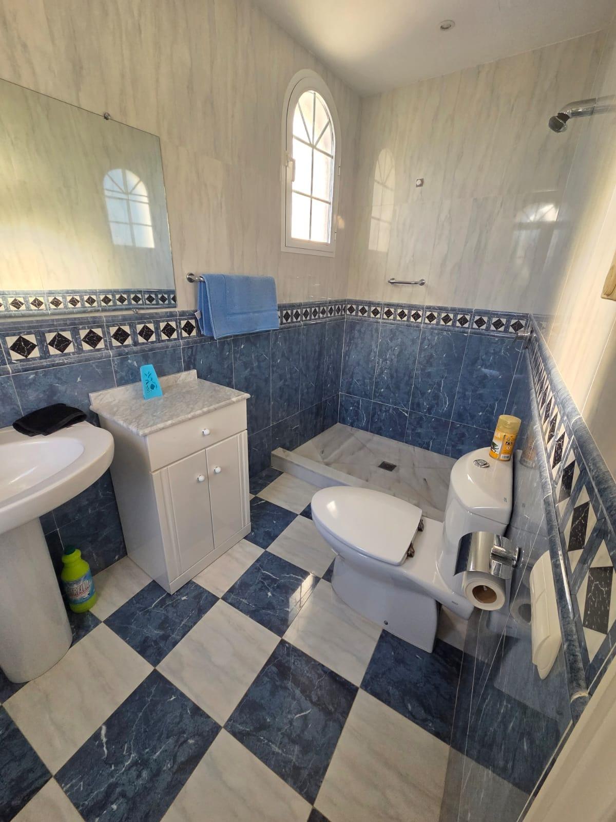 5 Bedroom Villa in Mijas - Photo 12