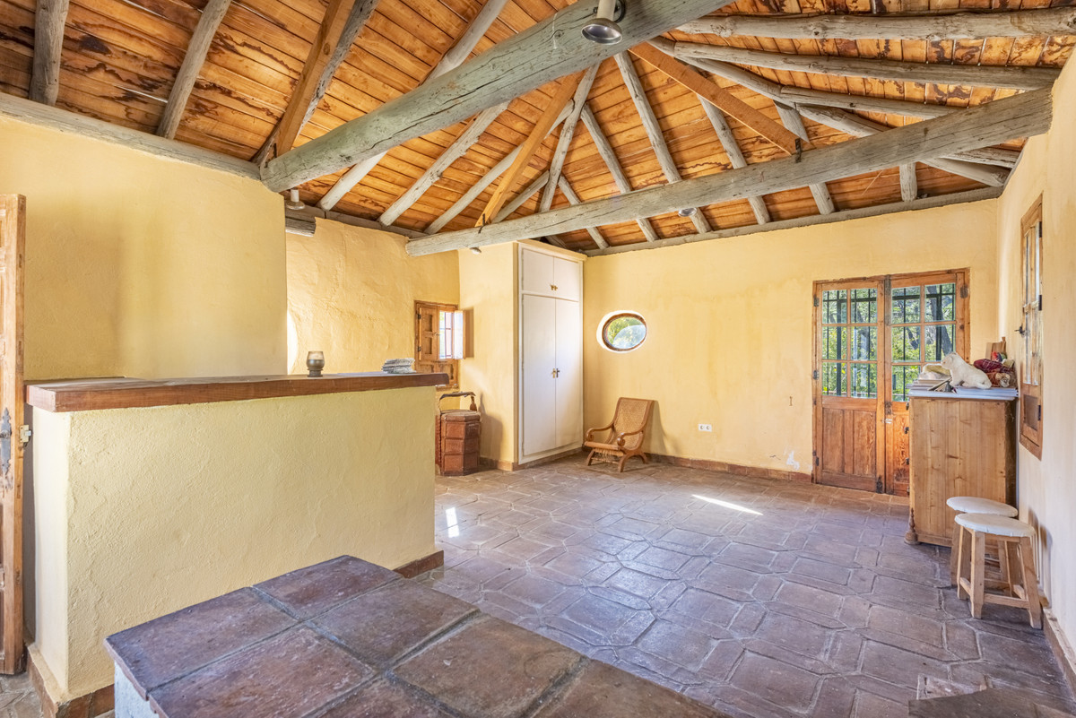 5 Bedroom Country house in Benahavís - Foto 10
