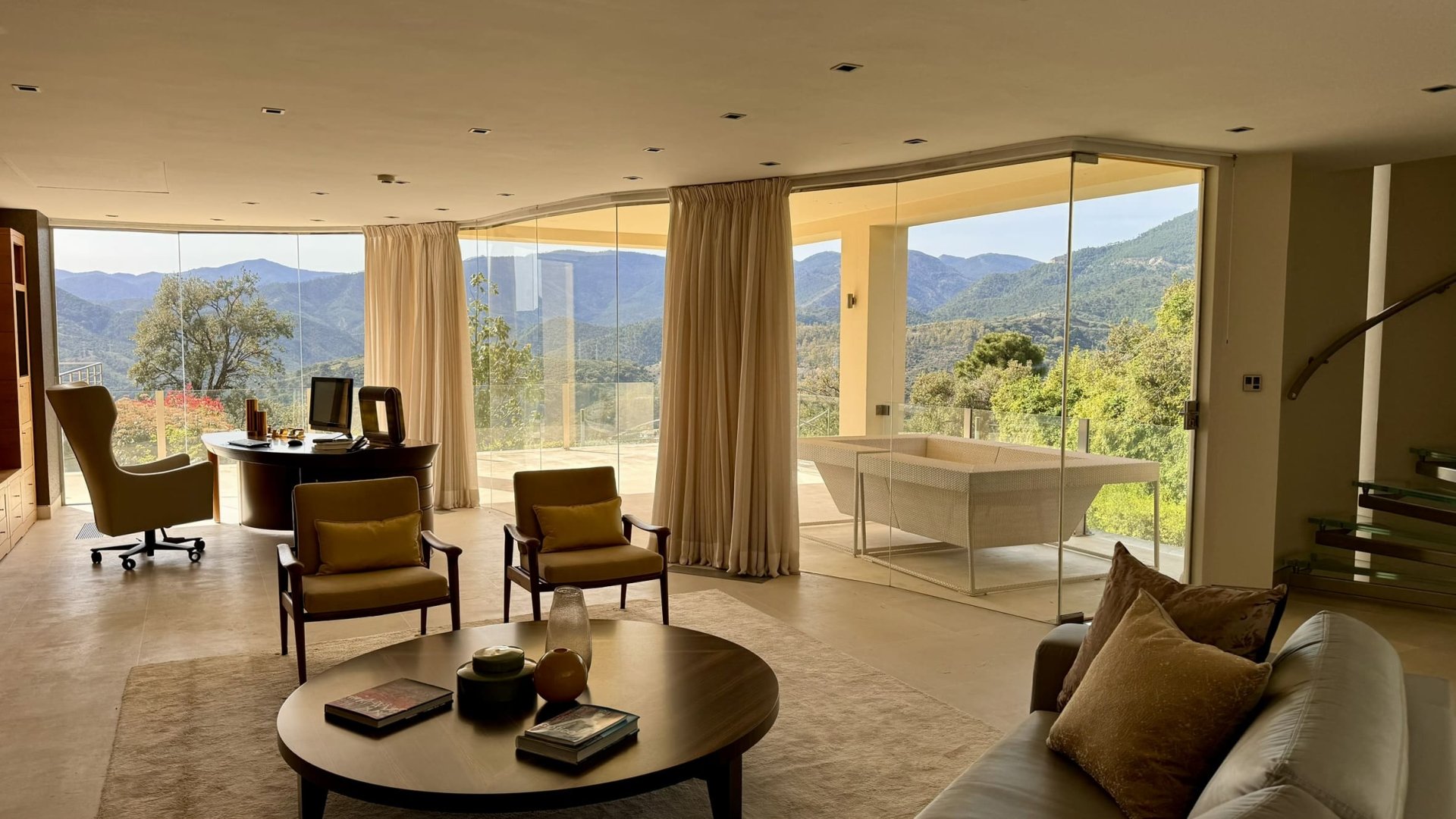 6 Bedroom Villa in Benahavís - Foto 26