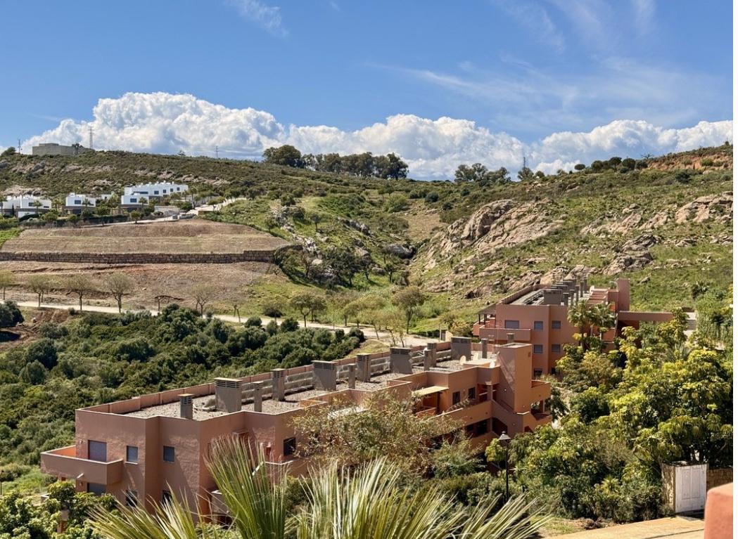 Chalet de 3 dormitorios con piscina en Málaga – Foto 6