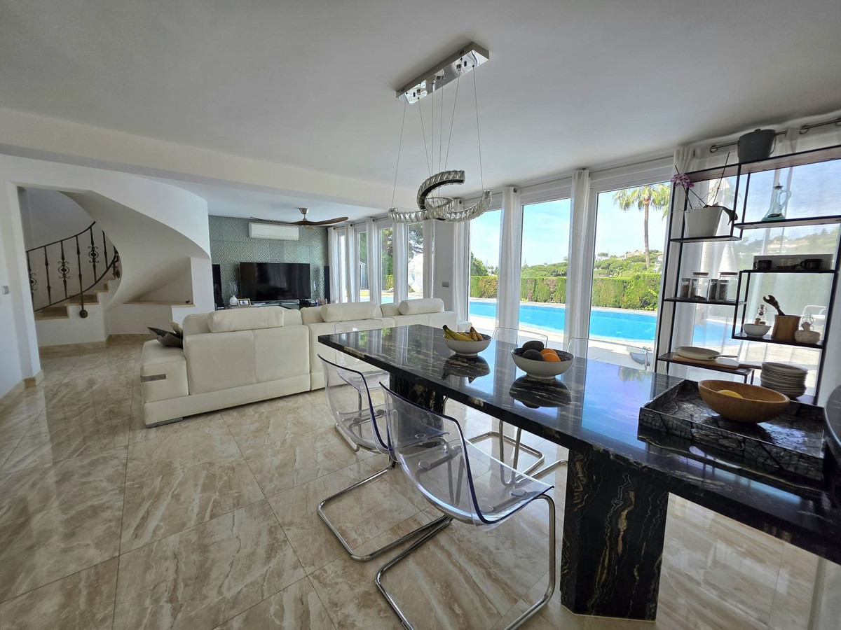 5 Bedroom Villa in Marbella - Foto 9