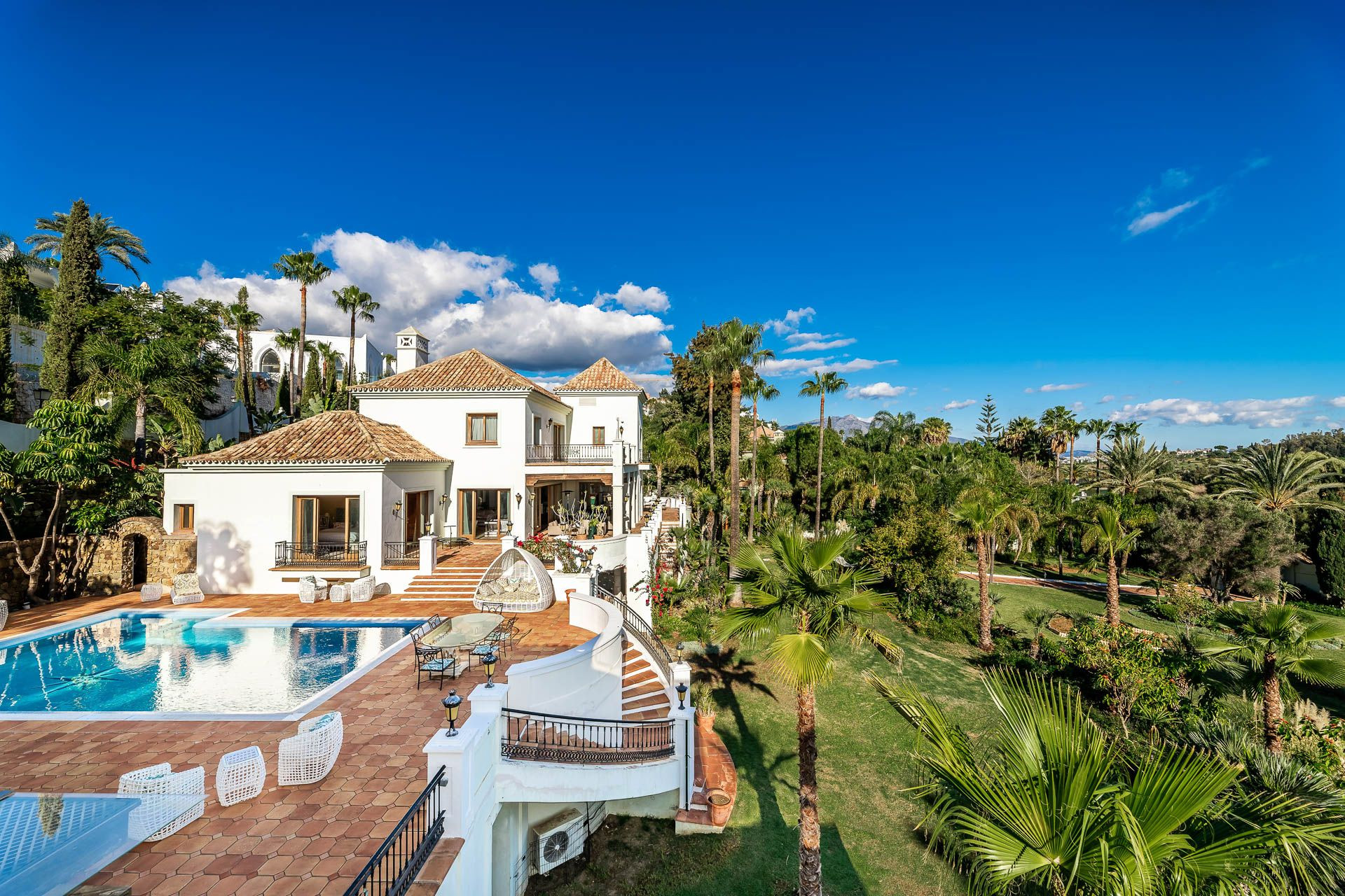 16 Bedroom Villa in Benahavís - Foto 26