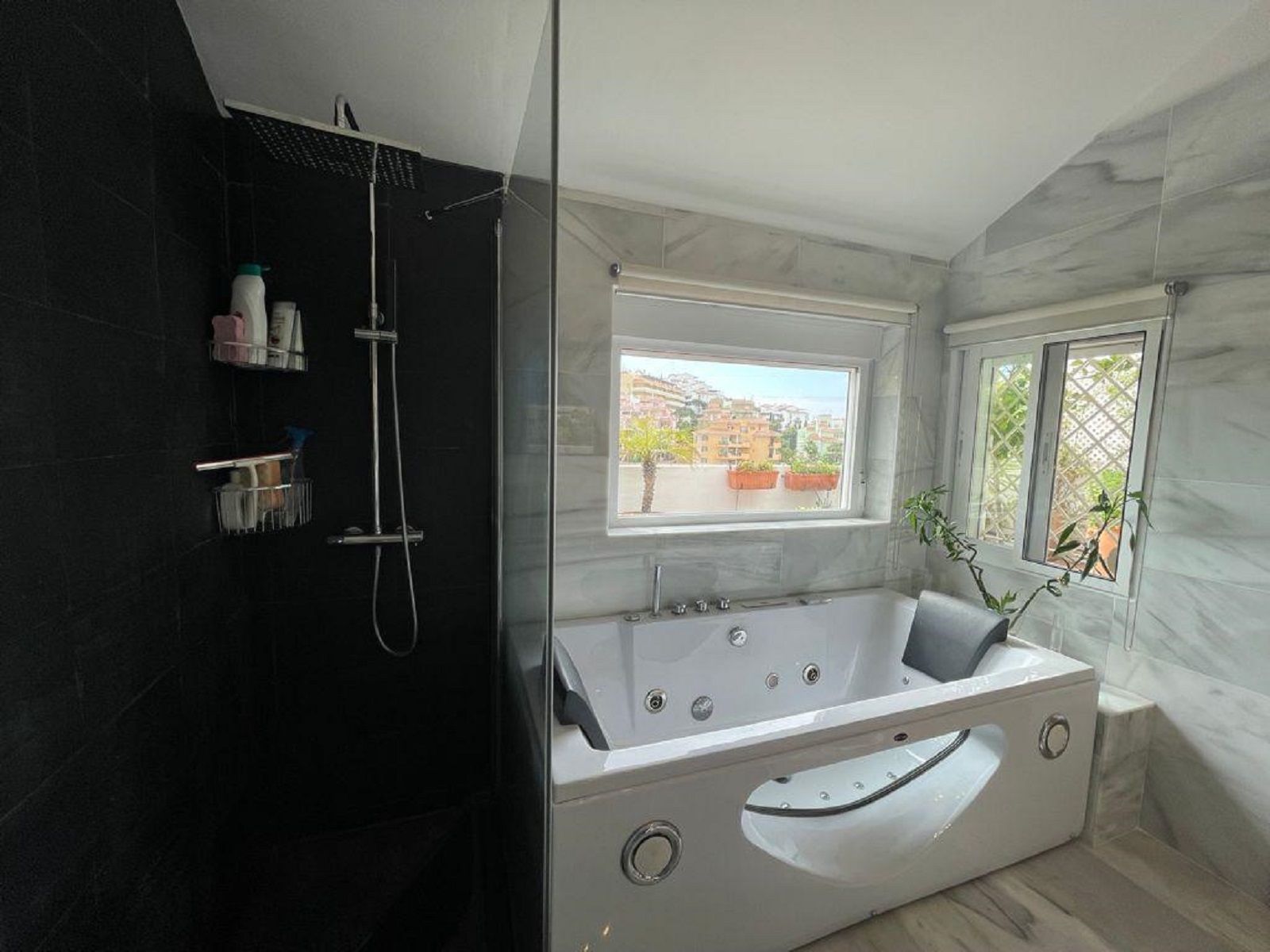3 Bedroom Penthouse in Mijas - Photo 13