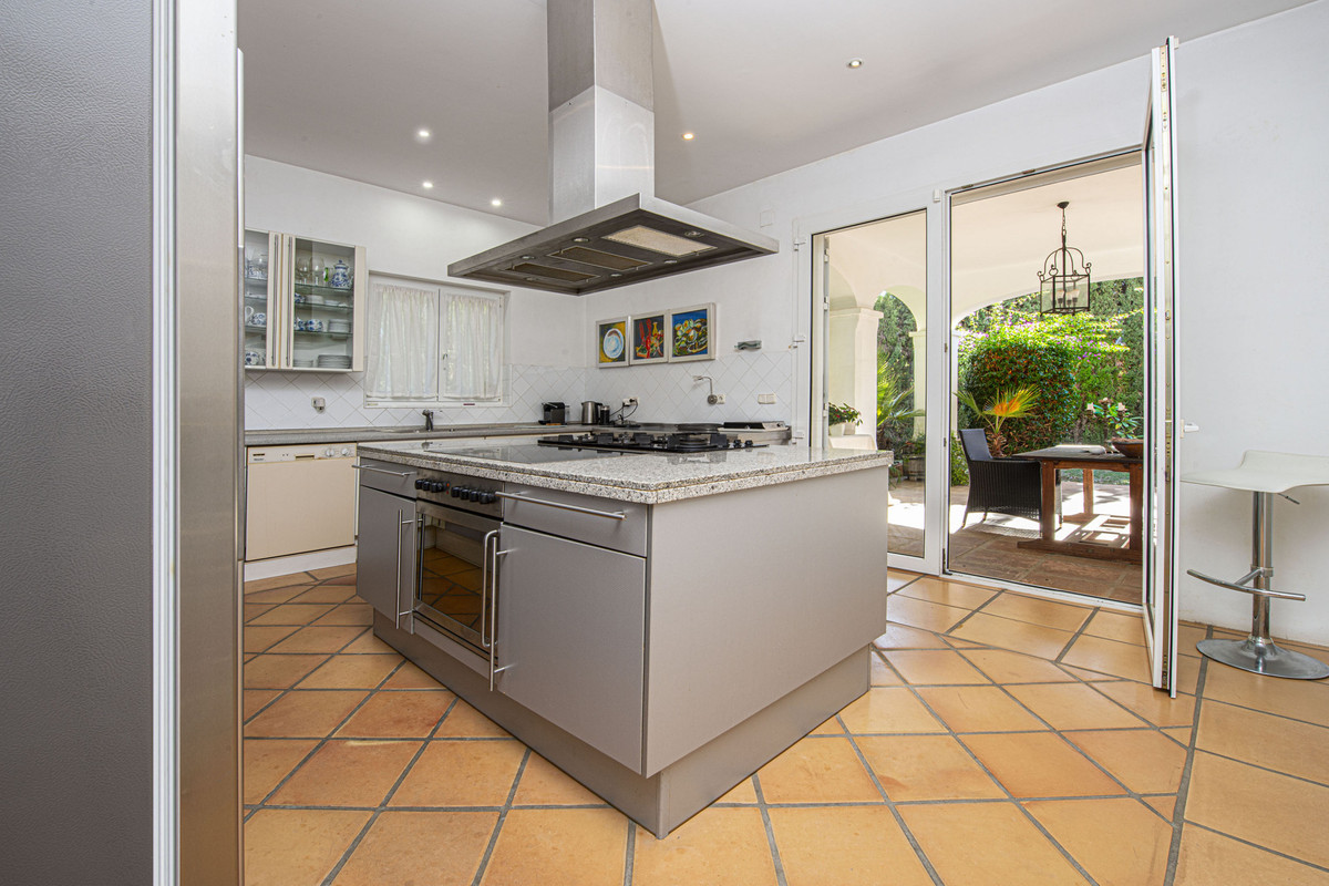 3 Bedroom Villa in San Pedro de Alcántara - Foto 12