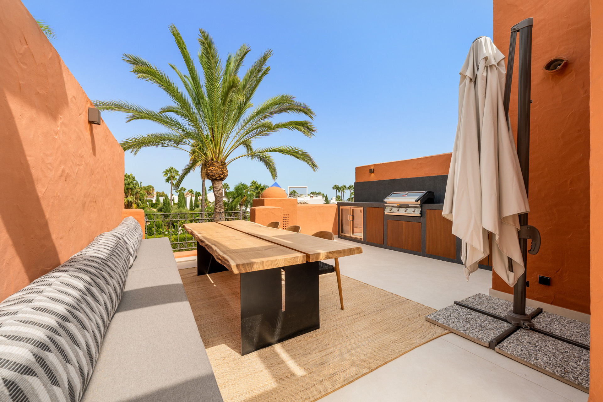 4 Bedroom Townhouse in Marbella - Photo 19