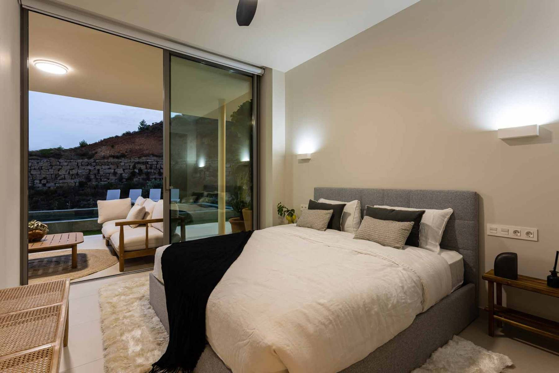 3 Bedroom Apartment in Fuengirola - Photo 6
