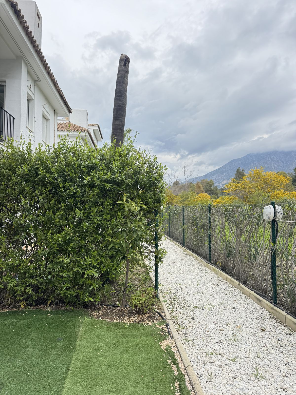 2 Bedroom Apartment in Marbella - Photo 11
