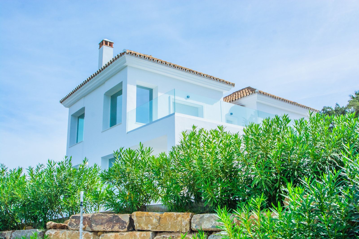 4 Bedroom Villa in Marbella - Photo 33