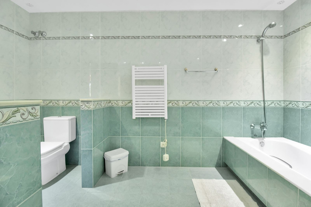 4 Bedroom Villa in San Pedro de Alcántara - Foto 24