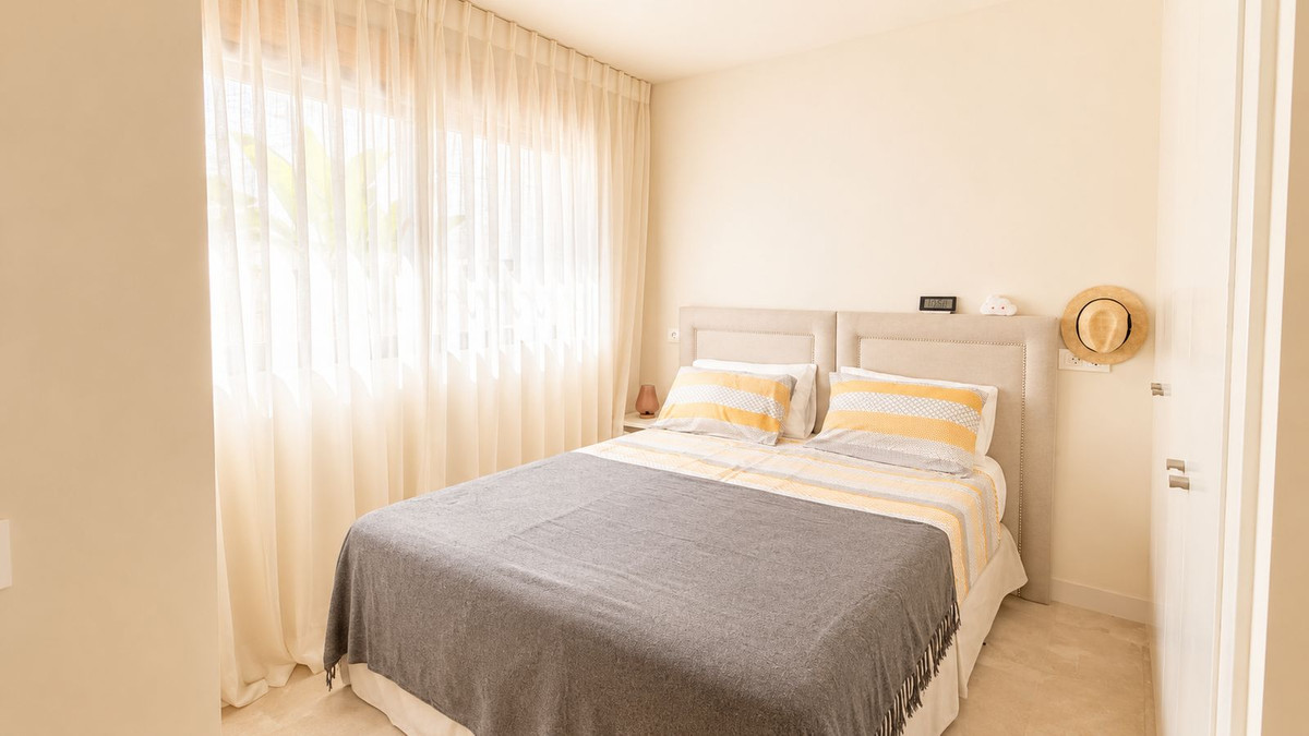 4 Bedroom Townhouse in Mijas - Photo 12