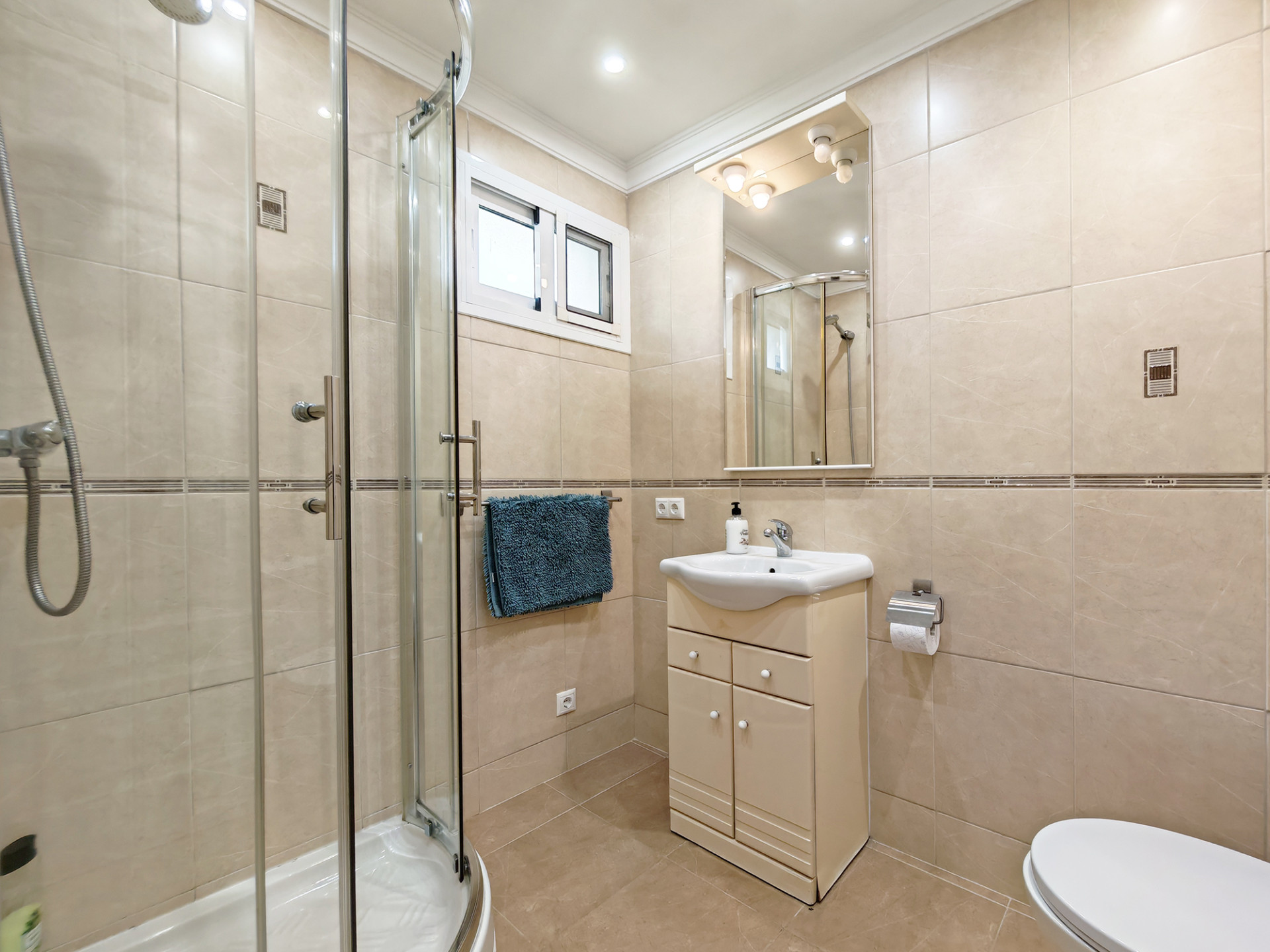 4 Bedroom Villa in Mijas - Photo 20
