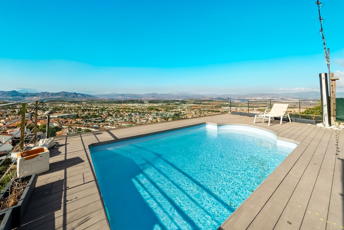 6 Bedroom Villa in Alhaurín de la Torre