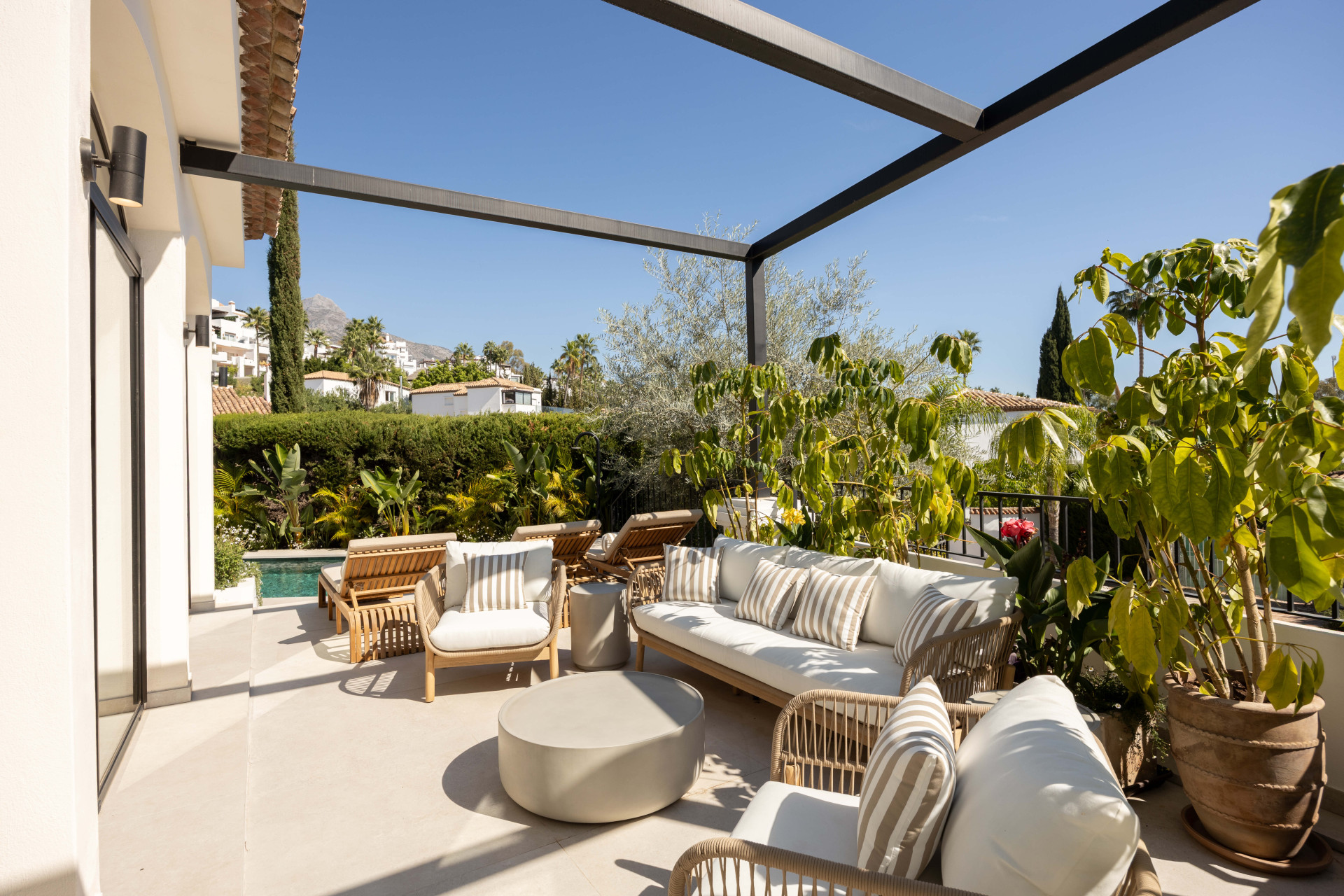 4 Bedroom Villa in Marbella - Photo 24