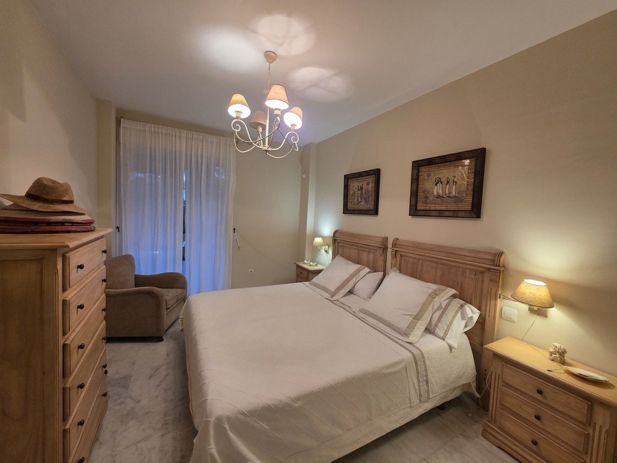 2 Bedroom Apartment in Marbella - Photo 9
