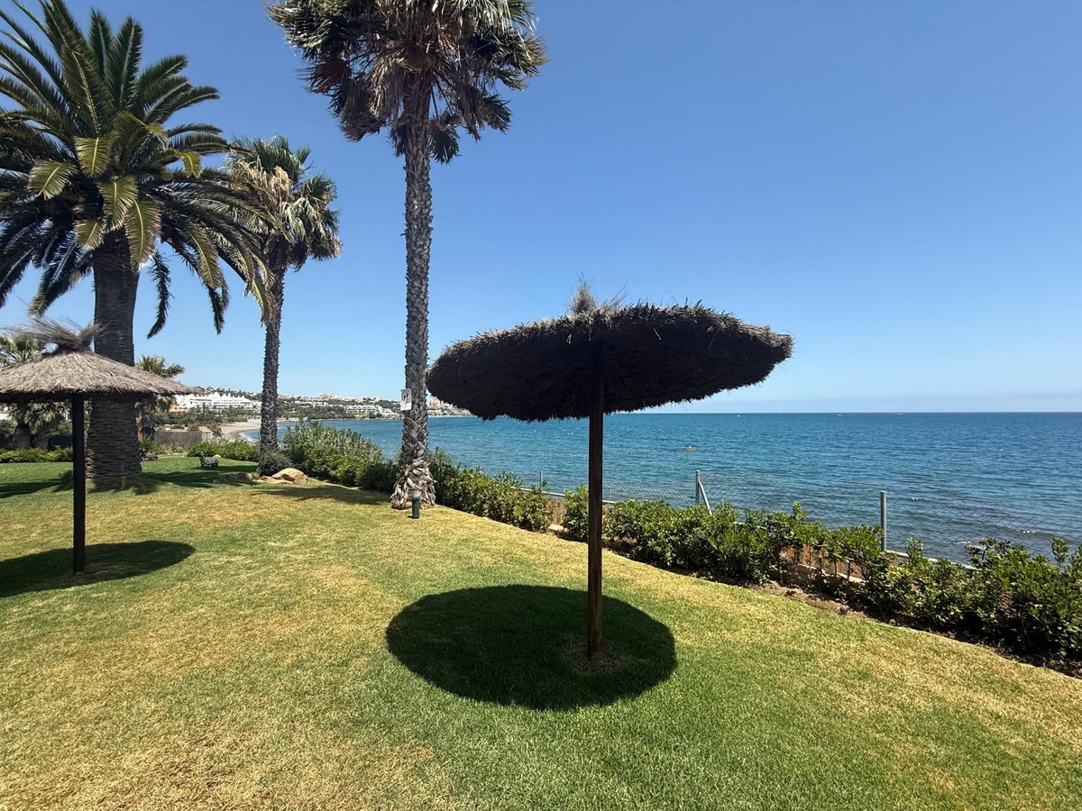 3 Bedroom Townhouse in Estepona - Фото 28