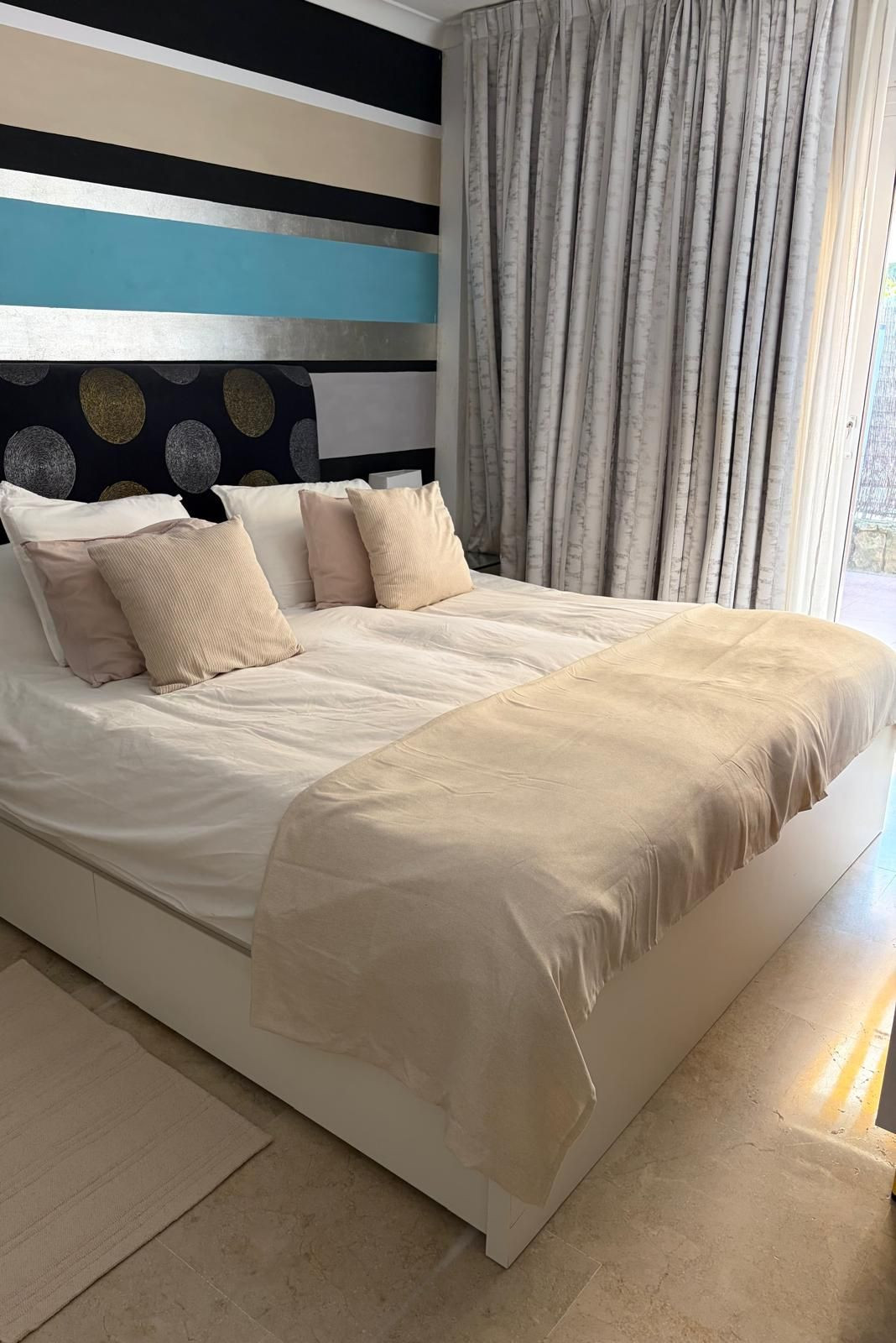 2 Bedroom Apartment in Marbella - Photo 8