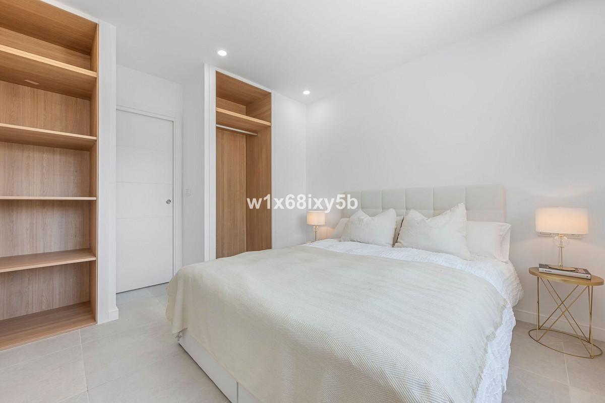 3 Bedroom Villa in Marbella - Photo 26