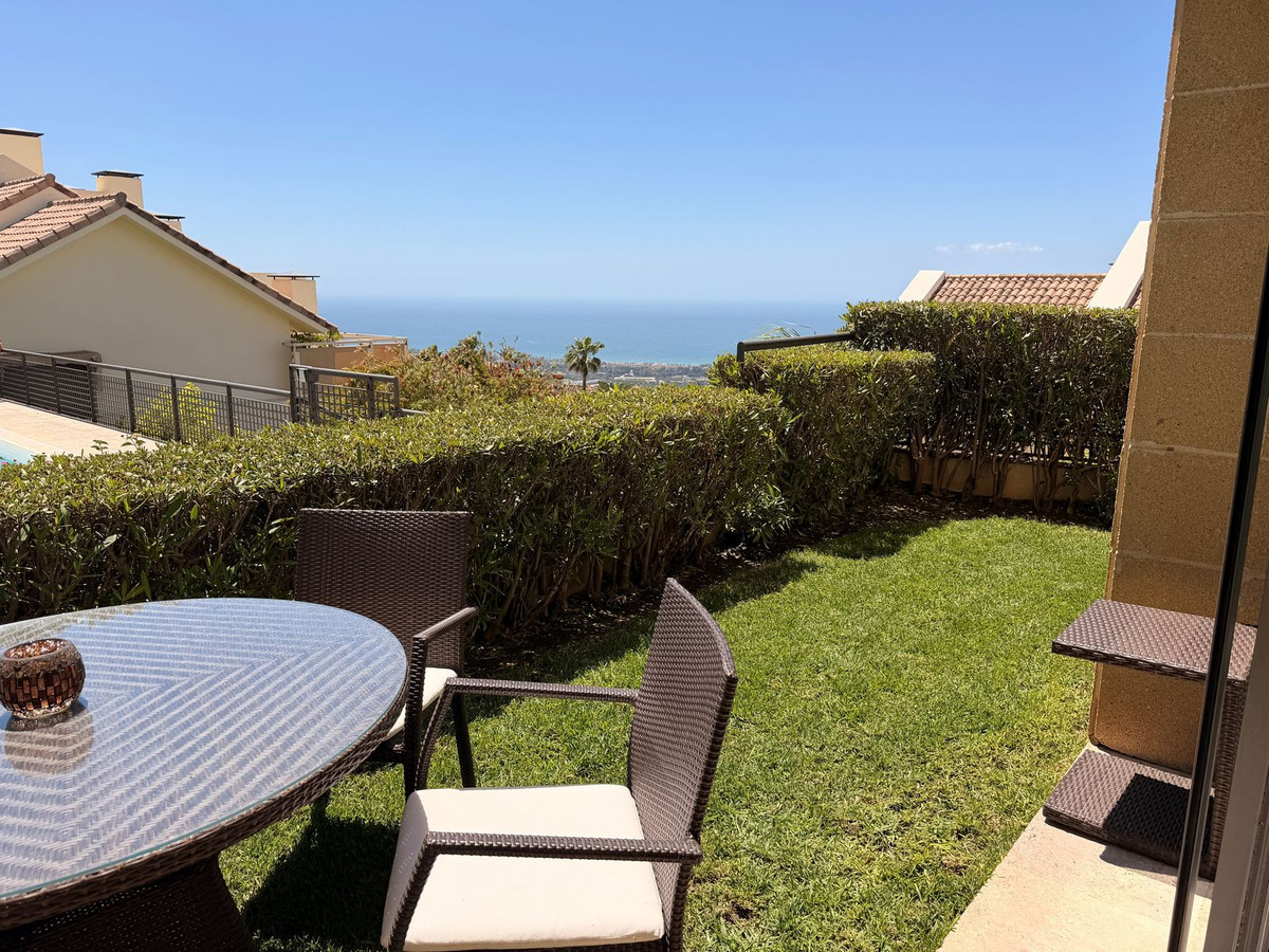 2 Bedroom Apartment in Marbella - Photo 16