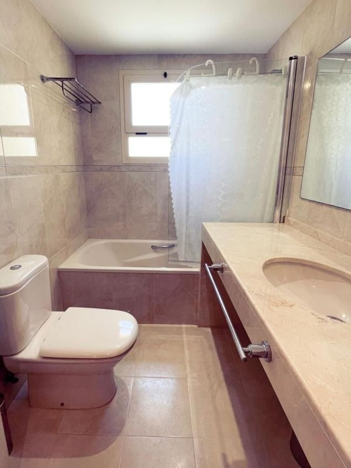 2 Bedroom Apartment in Mijas - Photo 12