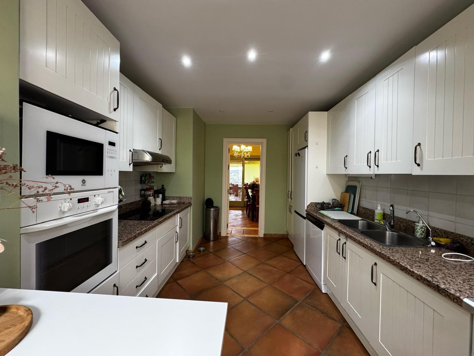 4 Bedroom Villa in Sotogrande - Photo 27