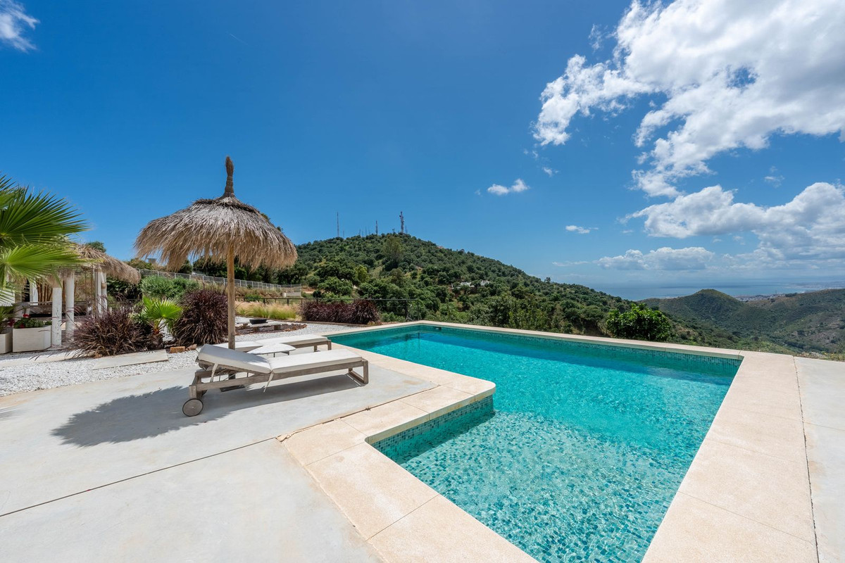 2 Bedroom Villa in Marbella - Photo 28