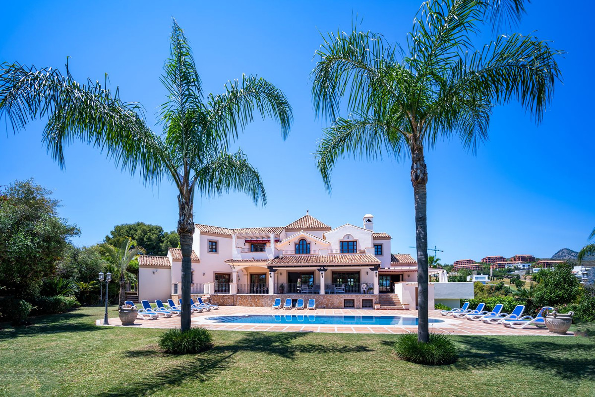 Villa in Cancelada