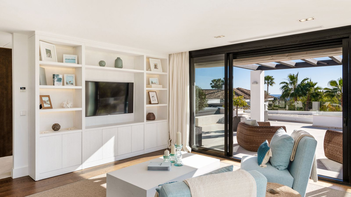 7 Bedroom Villa in Marbella - Photo 7
