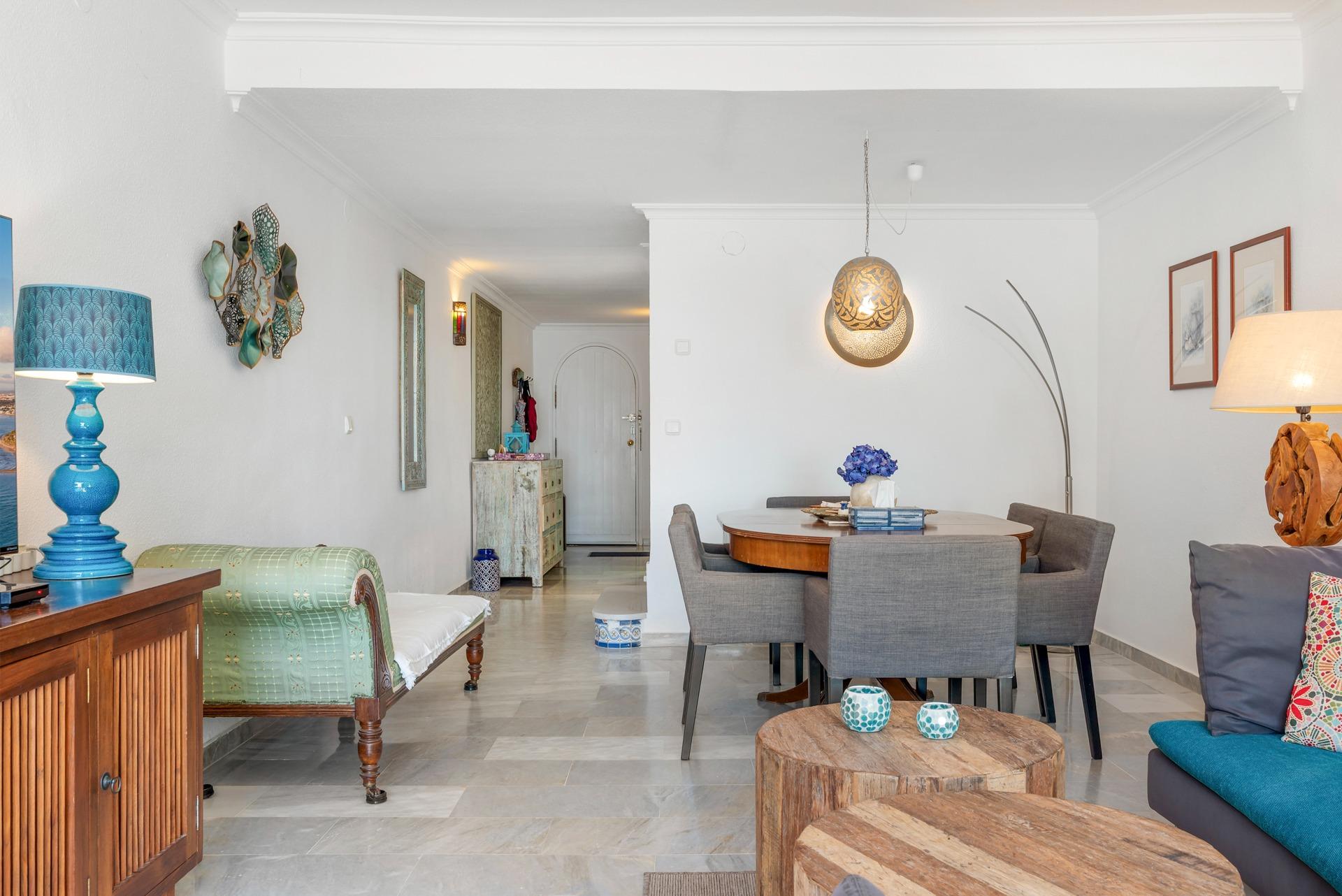 3 Bedroom Villa in Estepona - Photo 6