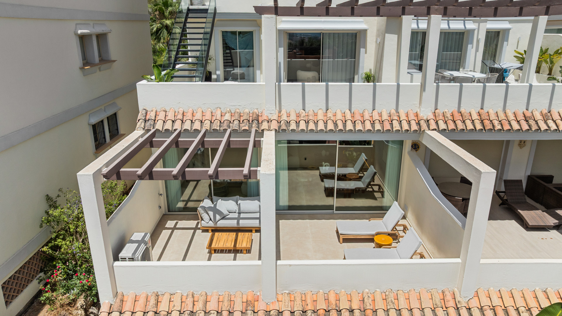3 Bedroom Apartment in Marbella - Photo 25
