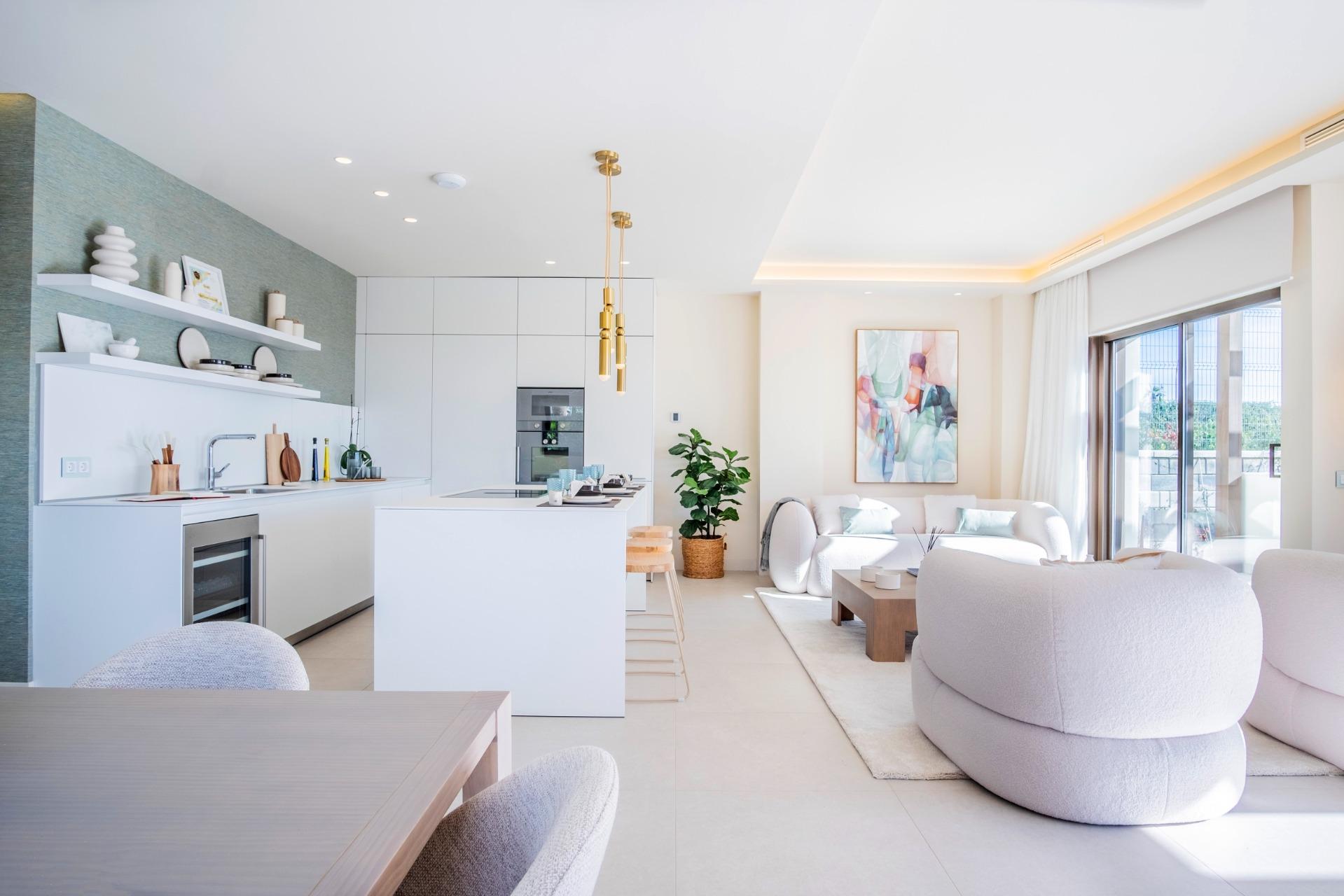 4 Bedroom Villa in Estepona - Photo 7