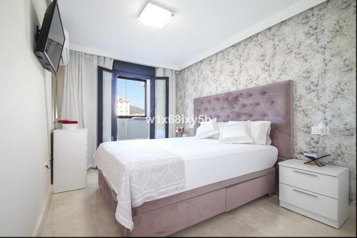 2 Bedroom Apartment in San Pedro de Alcántara - Фото 12