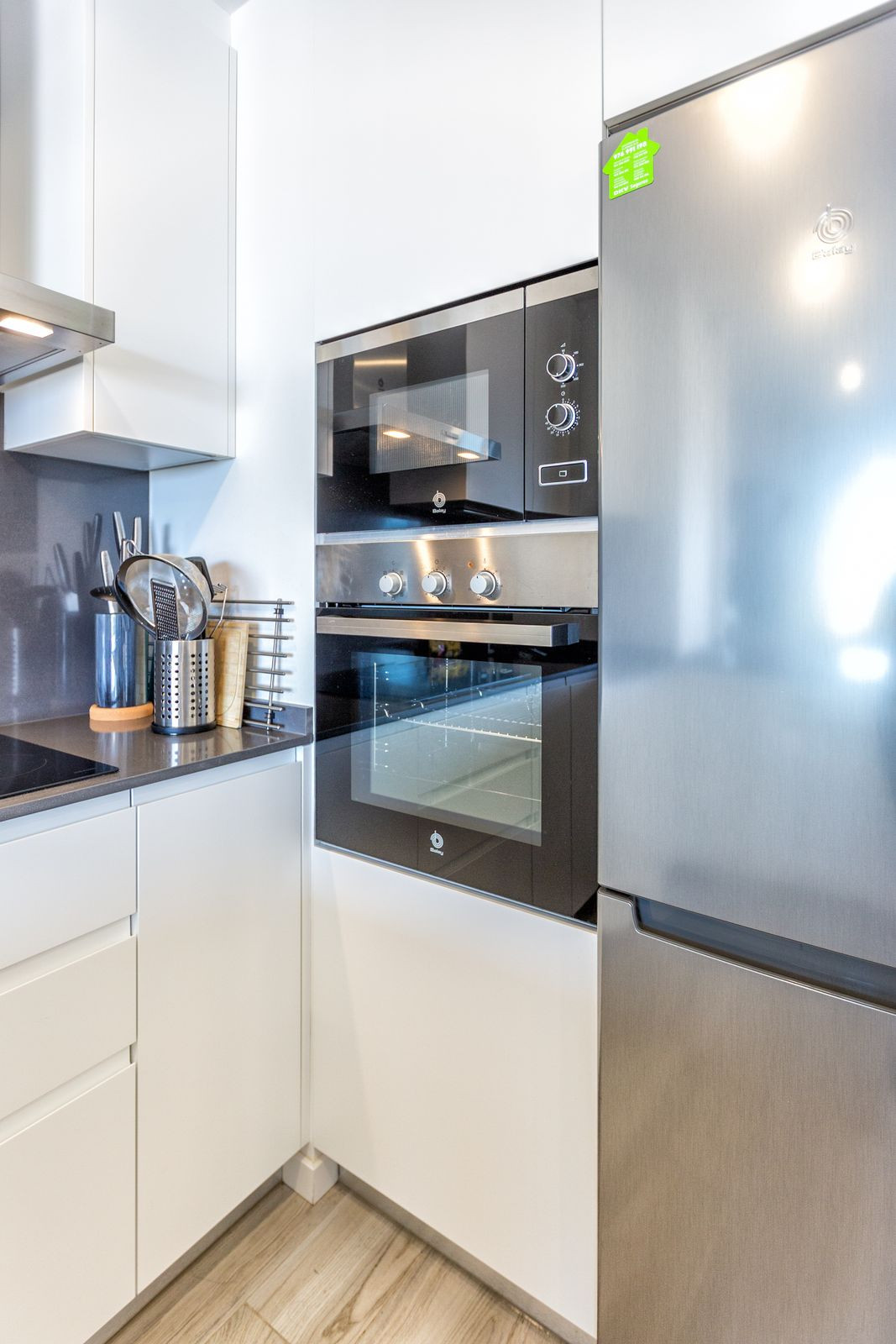 2 Bedroom Apartment in Estepona - Photo 16