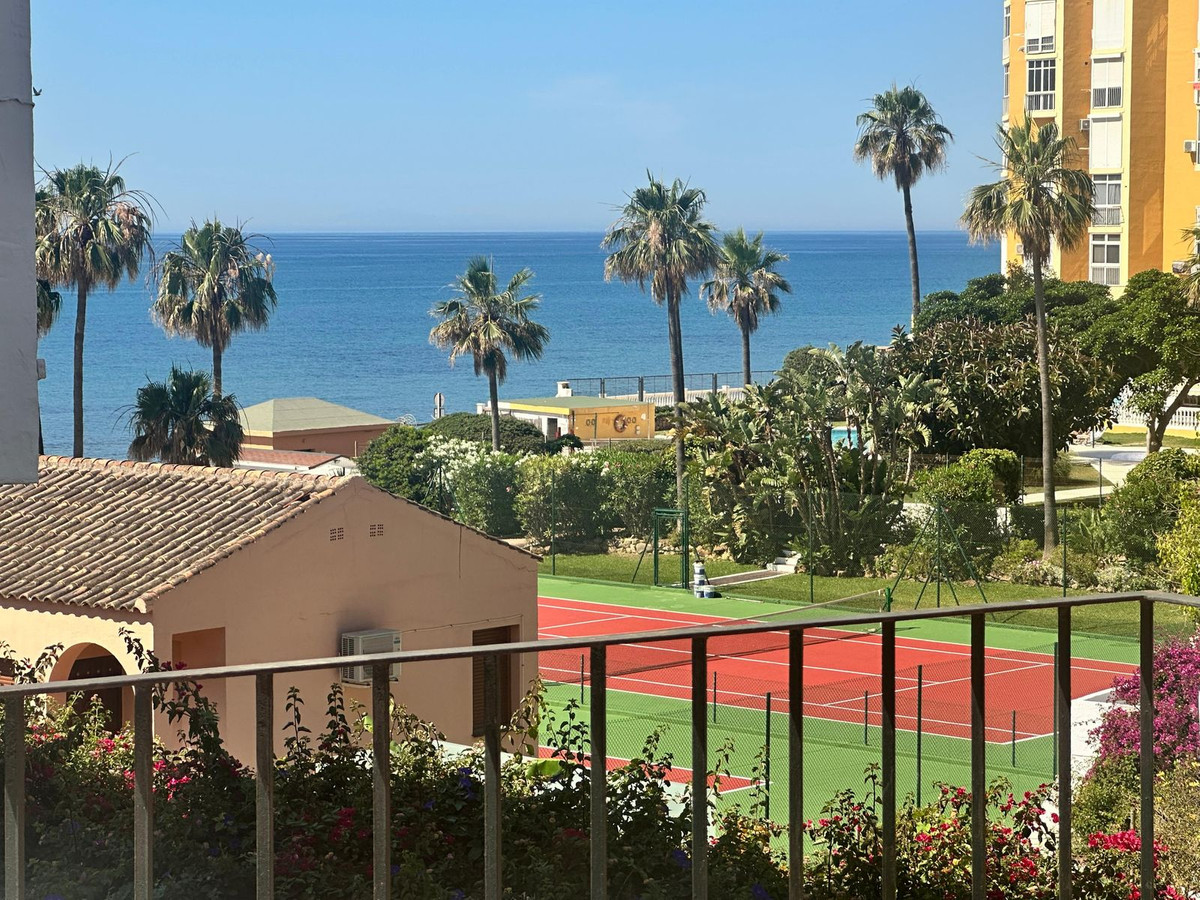 2 Bedroom Apartment in Mijas - Foto 3