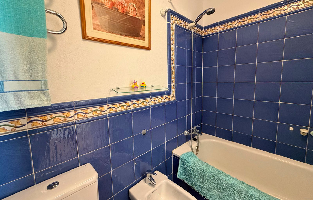 3 Bedroom Townhouse in Marbella - Photo 44