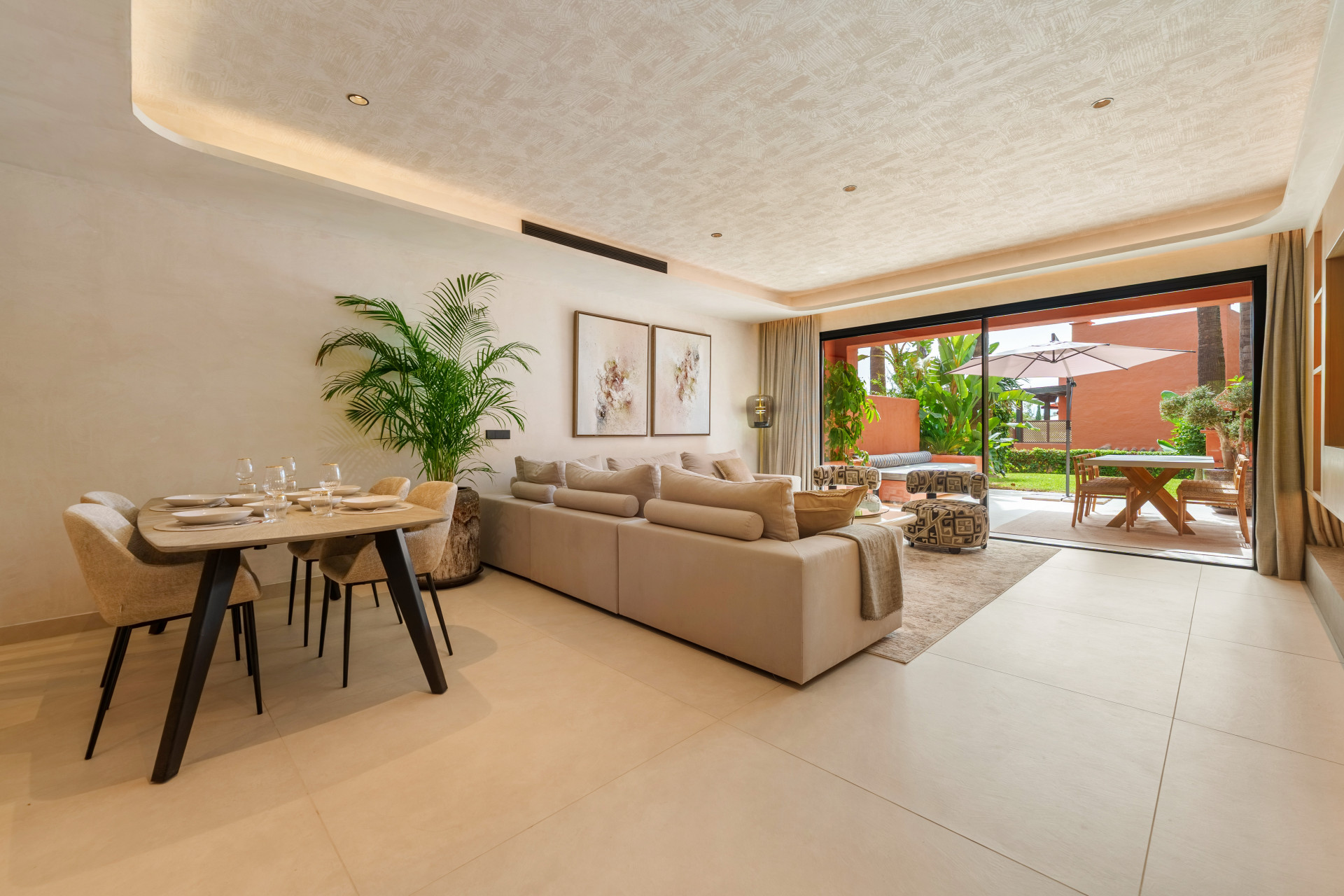 4 Bedroom Townhouse in Marbella - Photo 26