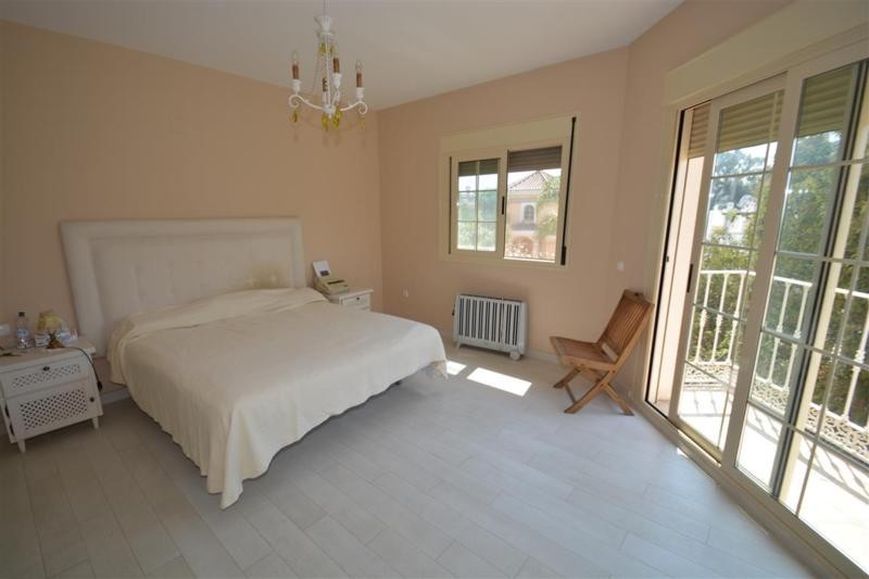 5 Bedroom Villa in San Pedro de Alcántara - Foto 16