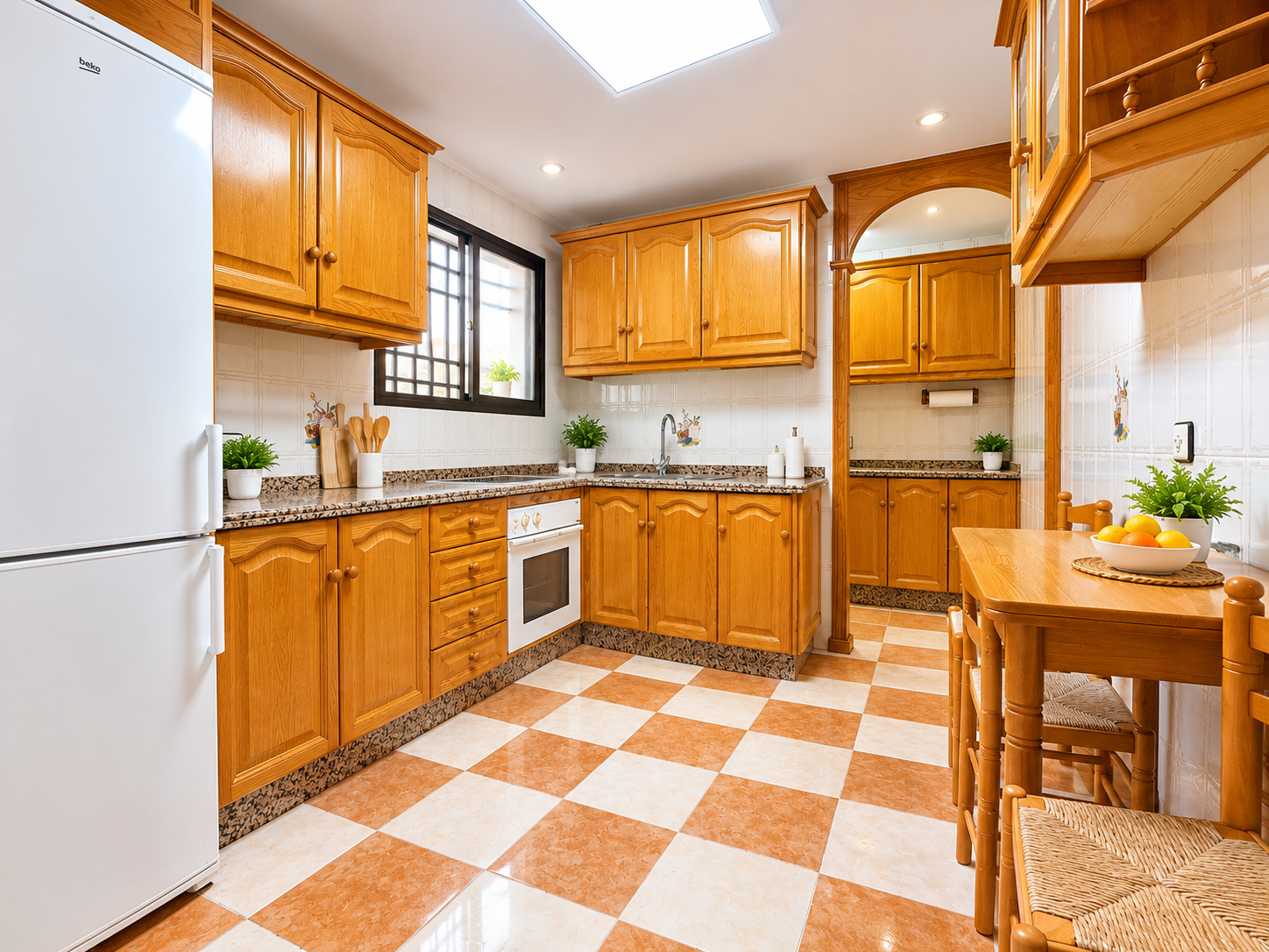 3 Bedroom Apartment in Fuengirola - Photo 3