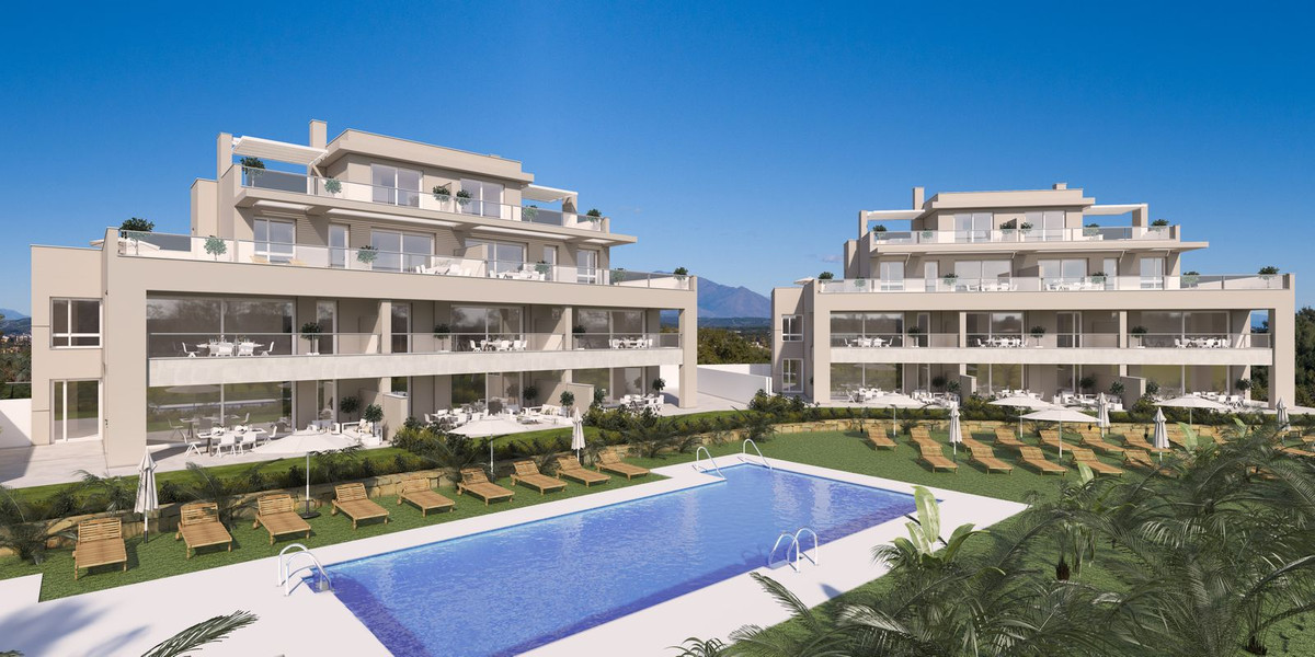 2 Bedroom Apartment in San Roque - Photo 5