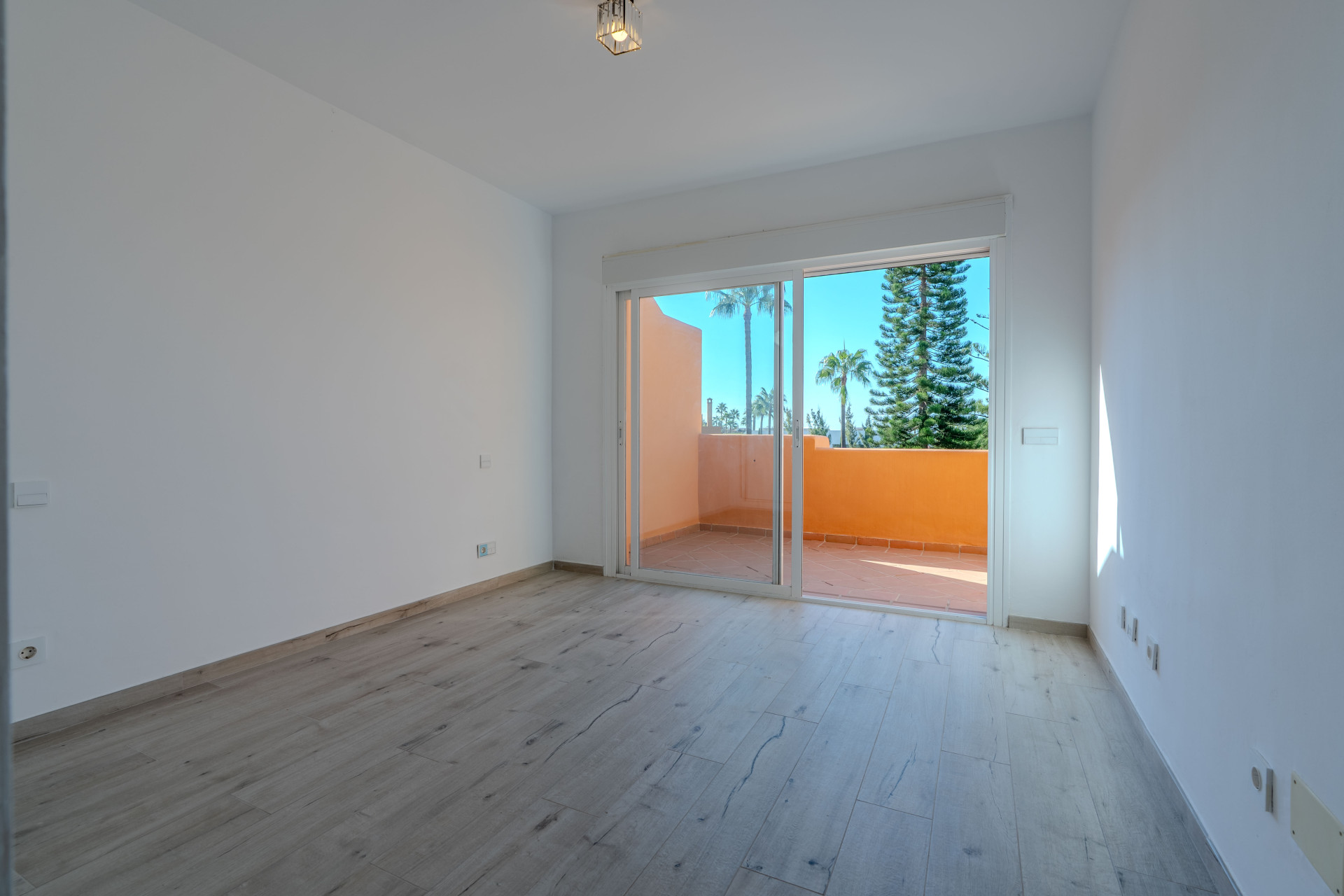 3 Bedroom Townhouse in Estepona - Photo 20
