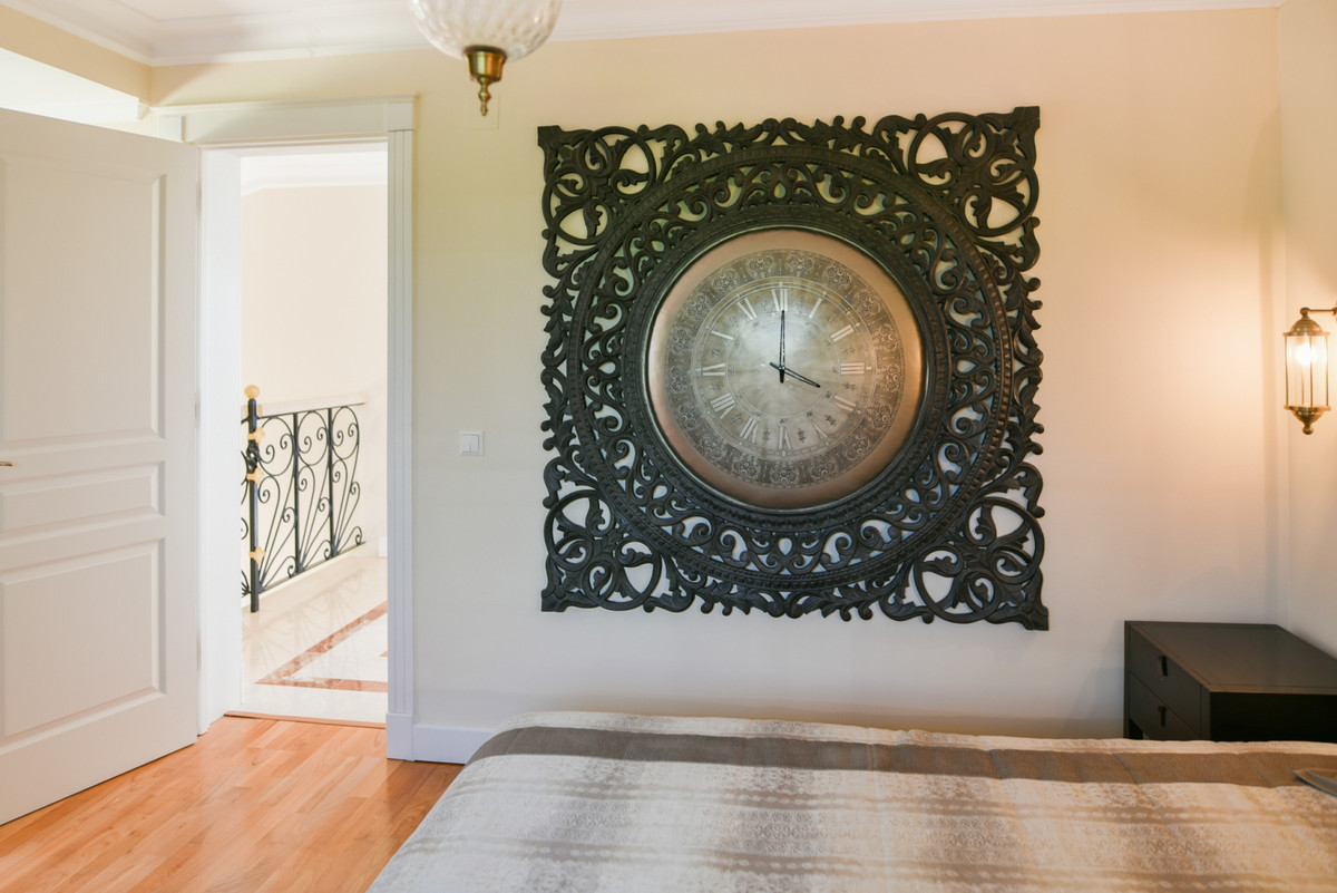 5 Bedroom Villa in Marbella - Photo 7