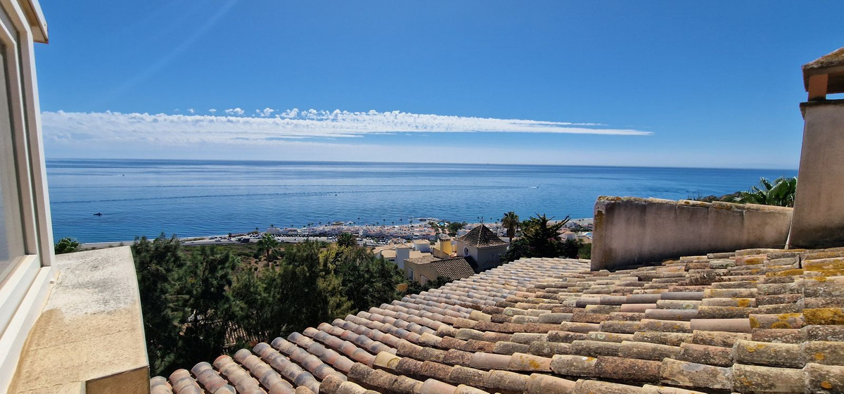 5 Bedroom Villa in Manilva - Photo 23