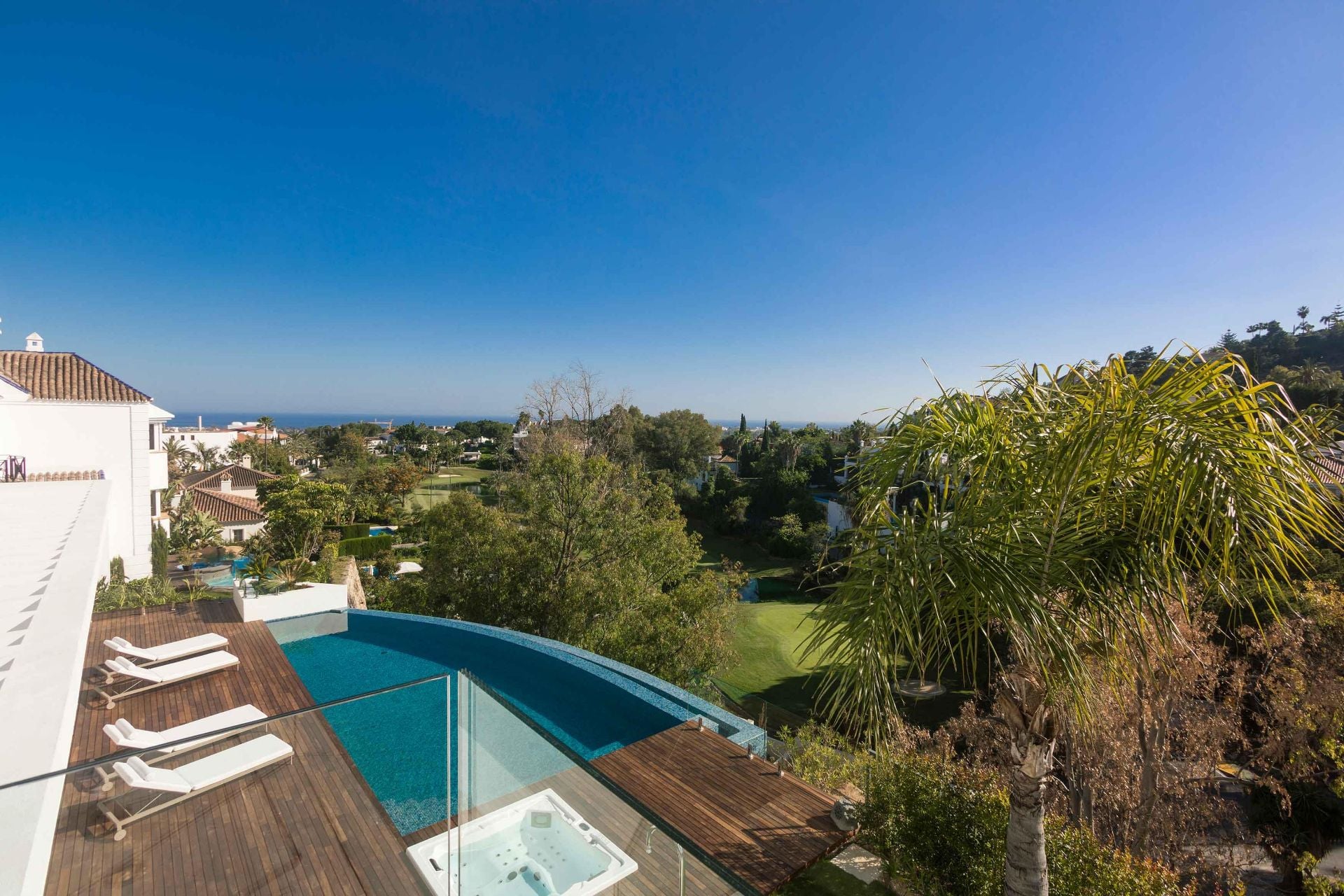 5 Bedroom Villa in Benahavís - Foto 6
