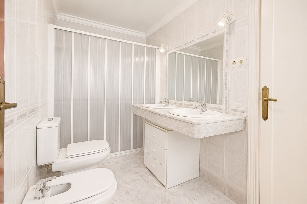 3 Bedroom Apartment in Fuengirola - Foto 17