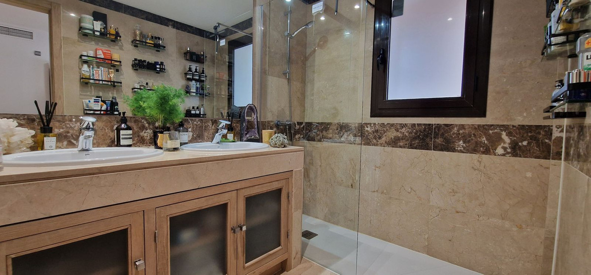 2 Bedroom Apartment in La Duquesa - Foto 21