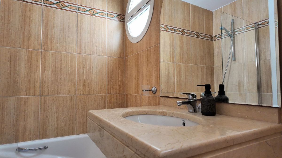 4 Bedroom Villa in Benalmádena - Foto 24